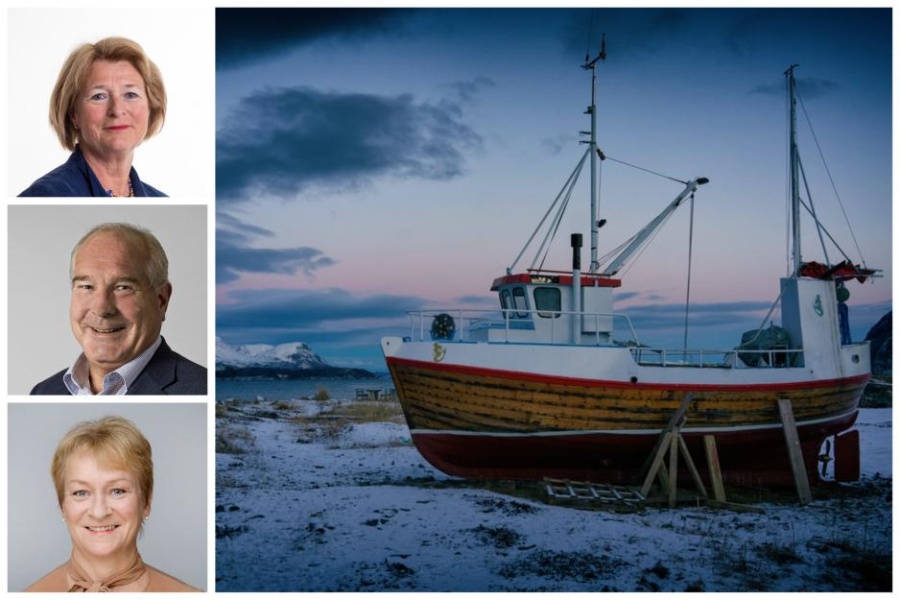 Tre portrettbilder ved siden av en sjark