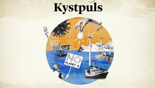 Illustrasjon for podkasten Kystpuls med elementer fra hav og samfunn: en fiskebåt, oljeplattform, vindmøller, fjell, demonstrant med plakaten 'No Planet B', en lyspære og koronacelle. Grafisk collage i blått og oransje.