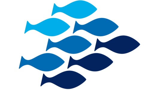 En stilisert illustrasjon av en stim med ni fisk i ulike blåtoner, arrangert i et diagonalt mønster mot hvit bakgrunn.